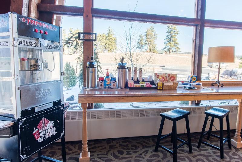 Tyrol Mountain Inn image