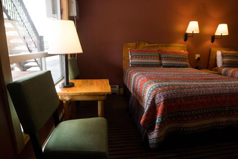Tyrol Mountain Inn image