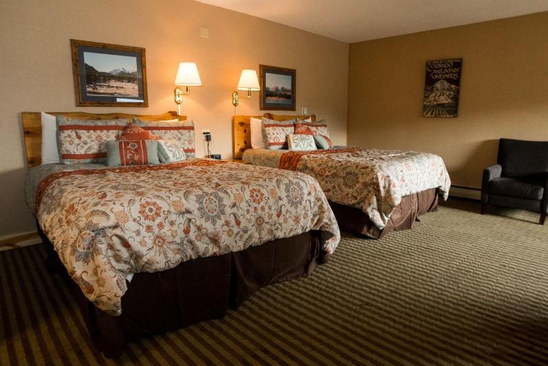 Tyrol Mountain Inn image