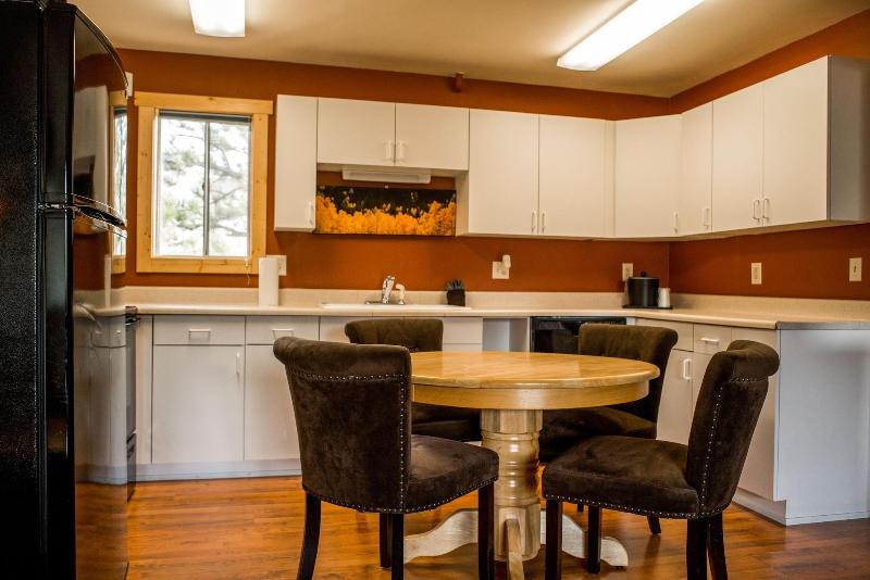 Tyrol Mountain Inn image