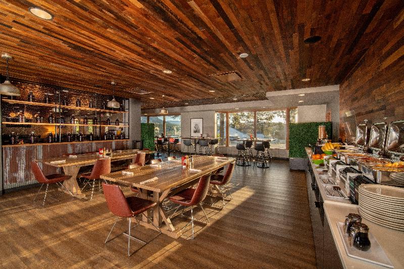 Holiday Inn Estes Park image