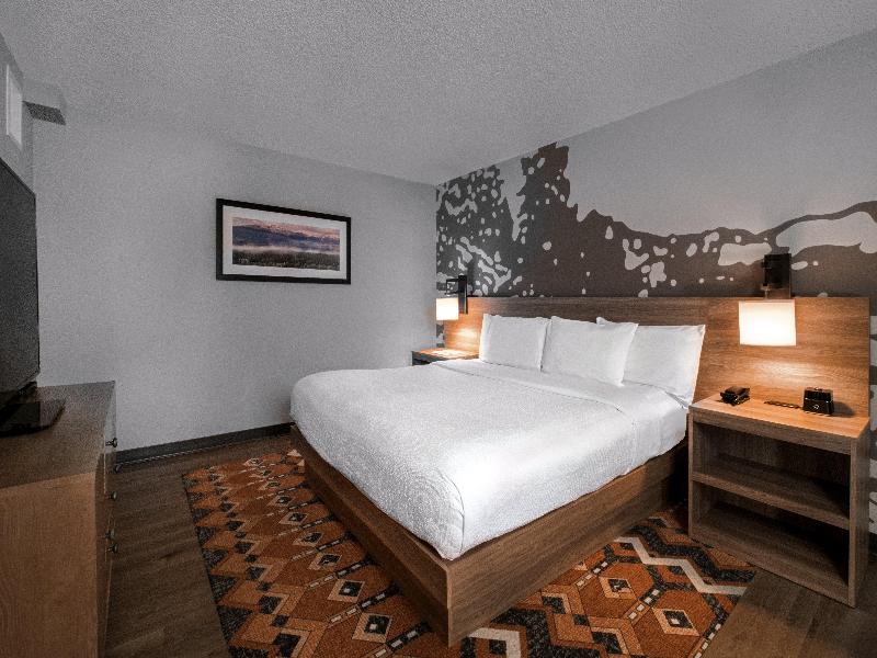 Holiday Inn Estes Park image