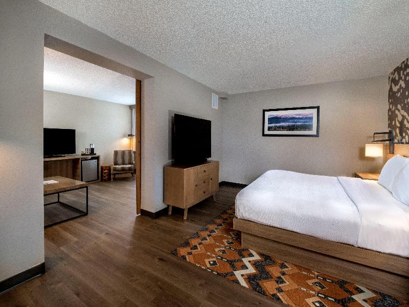 Holiday Inn Estes Park image
