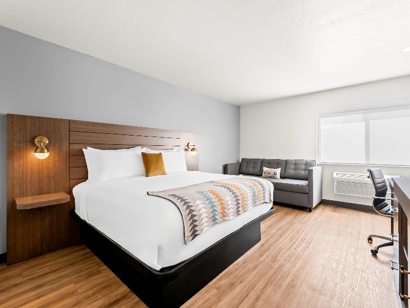 Days Inn by Wyndham Eugene Downtown/University image