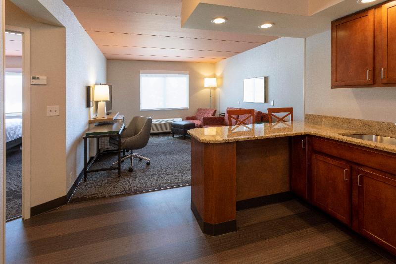 Holiday Inn Marquette image