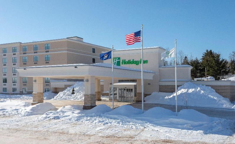 Holiday Inn Marquette image