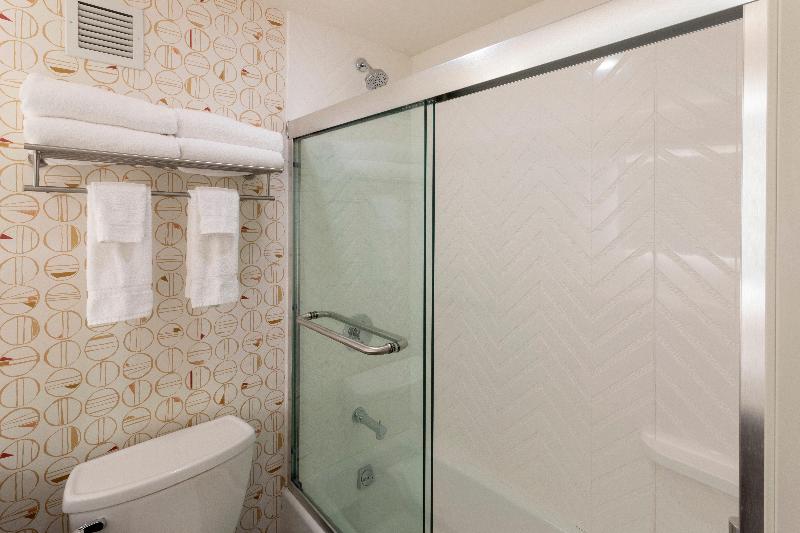 Holiday Inn Marquette photo 23