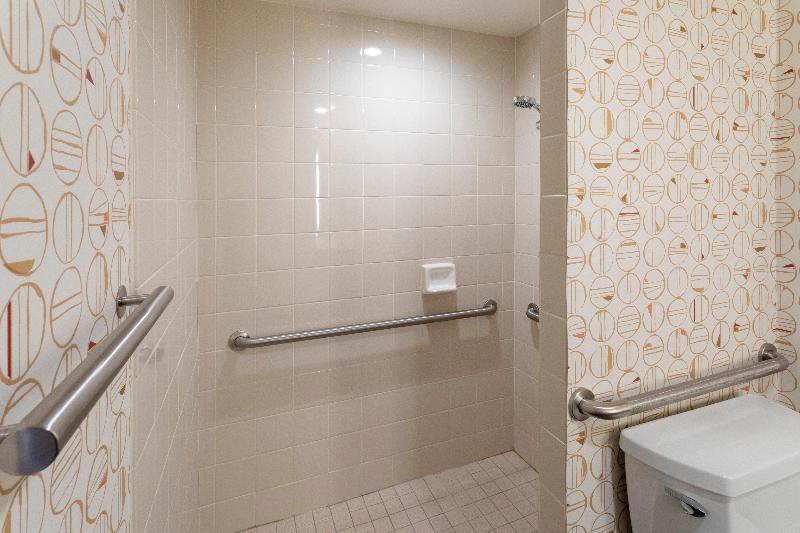 Holiday Inn Marquette image