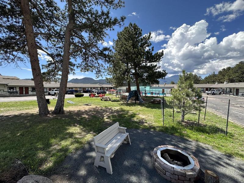 Estes Mountain Lodge