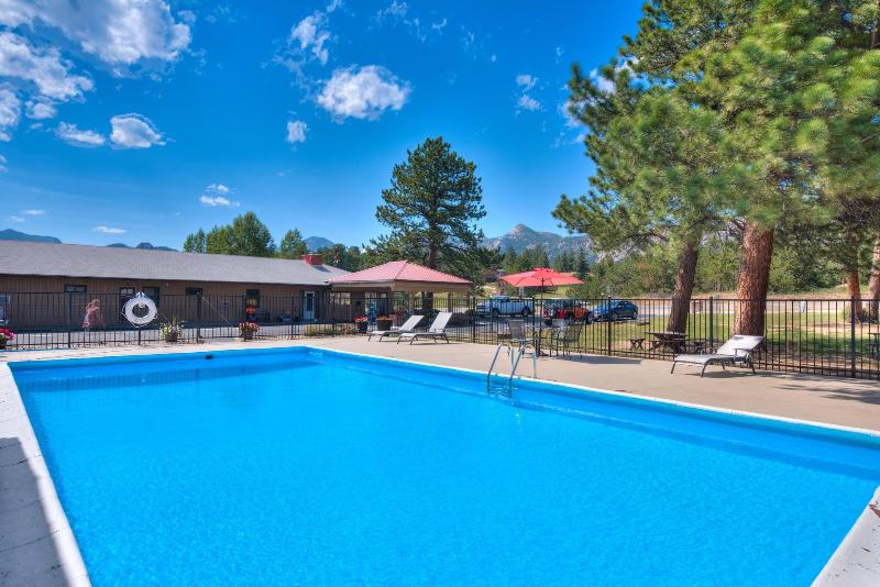 Estes Mountain Lodge