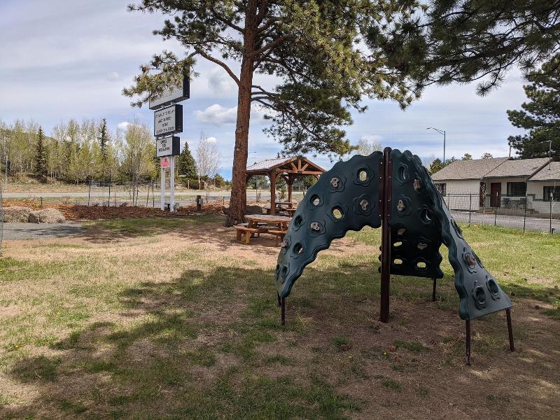 Estes Mountain Lodge