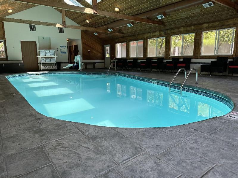 Estes Mountain Lodge