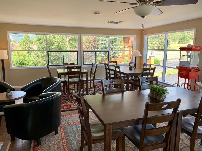Estes Mountain Lodge