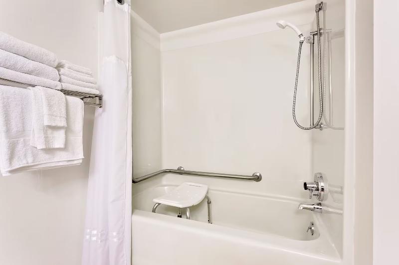 Ramada by Wyndham Marquette image
