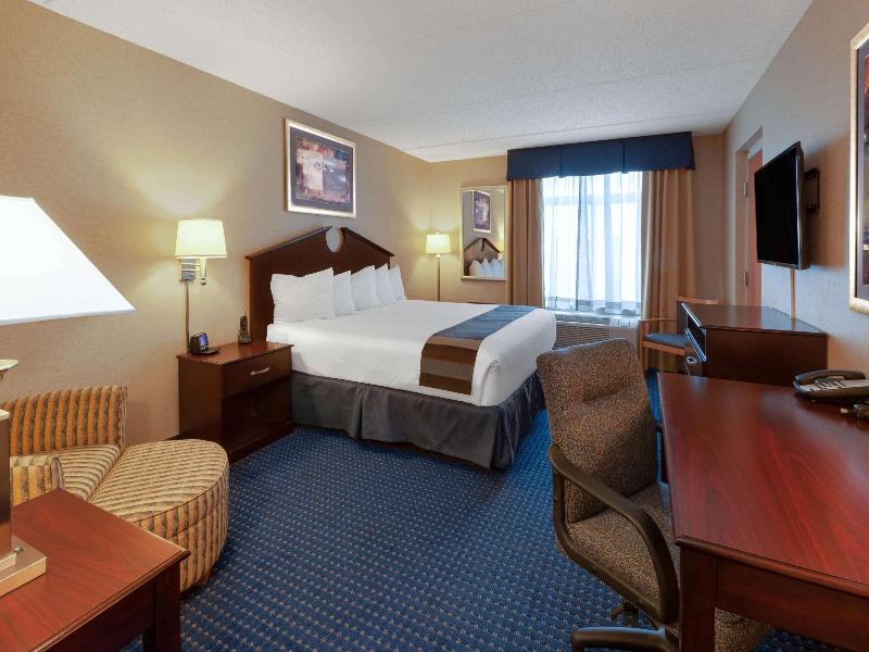 Wingate By Wyndham Erie image