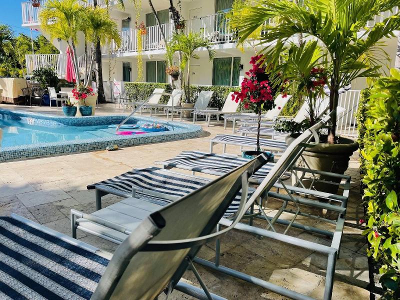 Ocean Mile hotel & Suites image