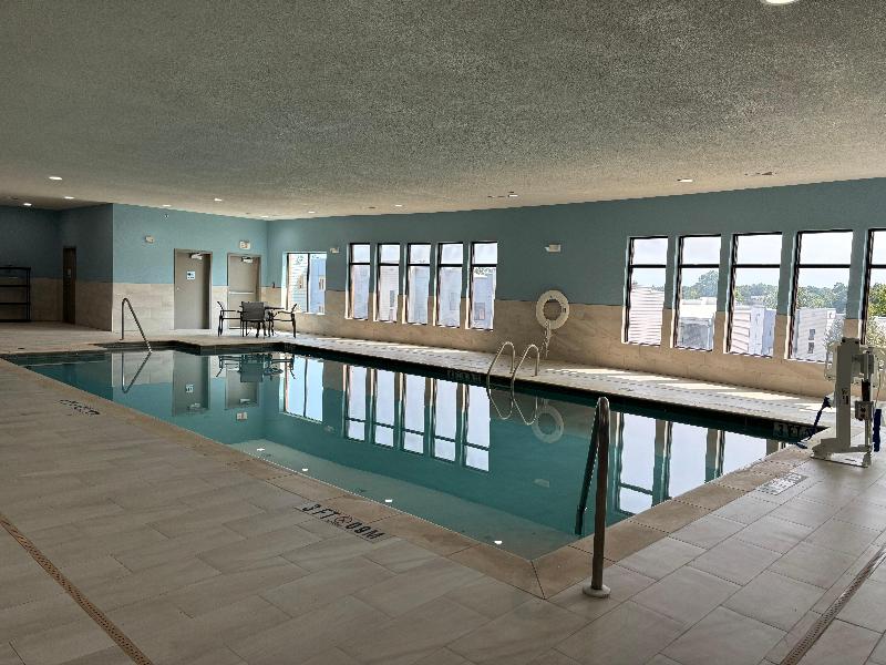 Holiday Inn Express Saint Robert - Leonard Wood image