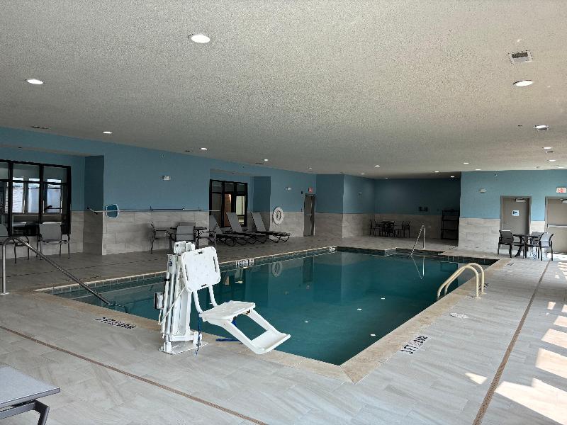 Holiday Inn Express Saint Robert - Leonard Wood image