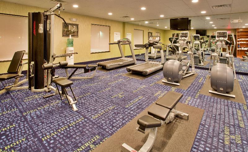 Holiday Inn Express Saint Robert - Leonard Wood image