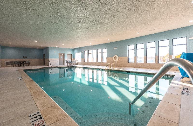 Holiday Inn Express Saint Robert - Leonard Wood image