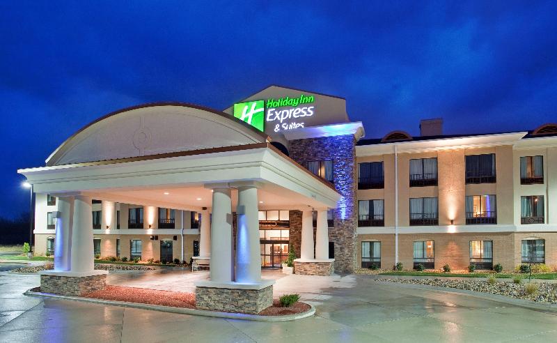 Holiday Inn Express Saint Robert - Leonard Wood image