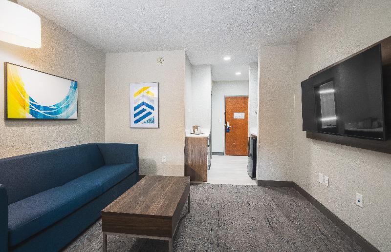 Holiday Inn Express Saint Robert - Leonard Wood image