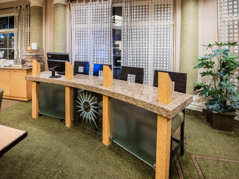 La Quinta Inn & Suites Colorado Springs South AP image