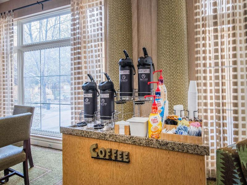 La Quinta Inn & Suites Colorado Springs South AP image