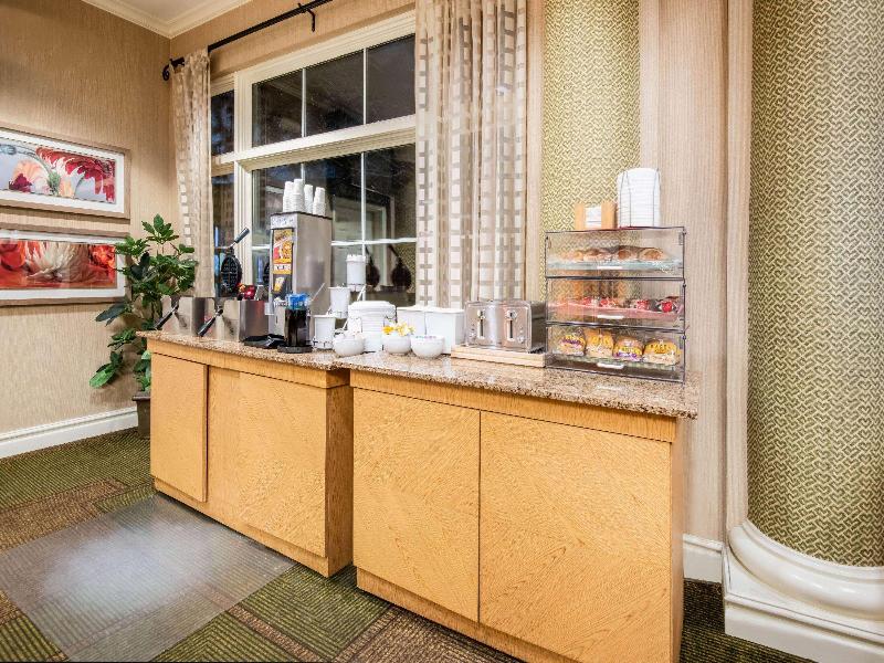 La Quinta Inn & Suites Colorado Springs South AP image