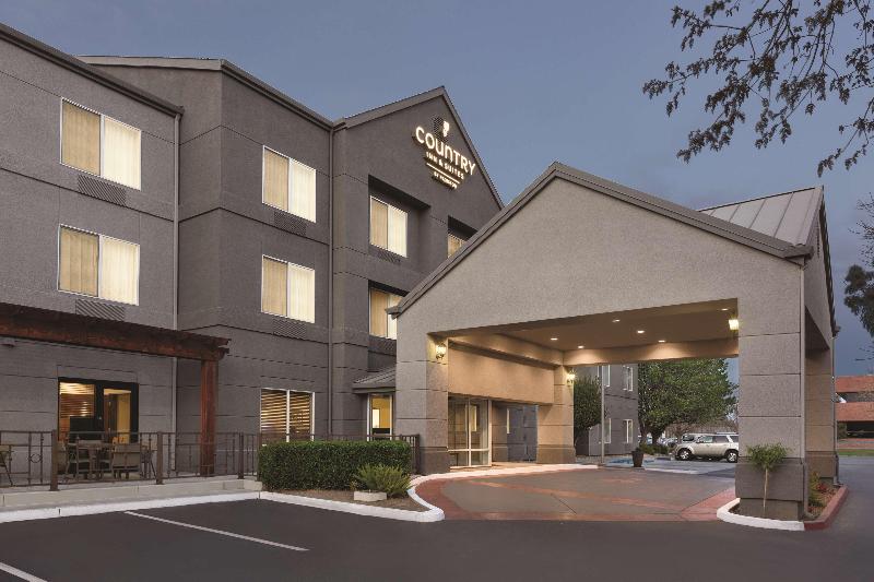 Country Inn & Suites By Carlson, Fresno North