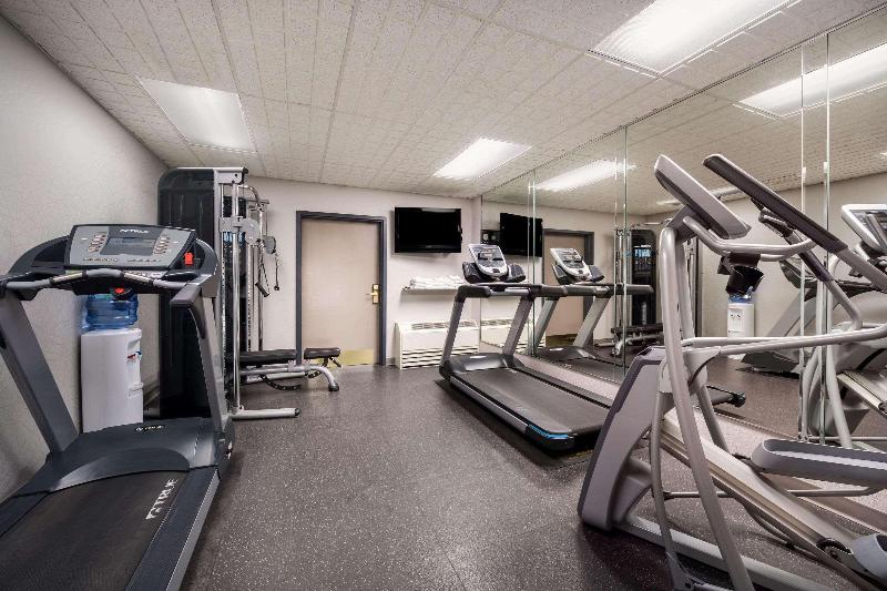 Country Inn & Suites Freeport image