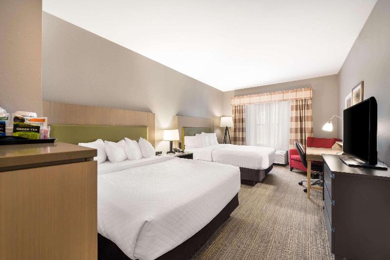Country Inn & Suites Freeport image