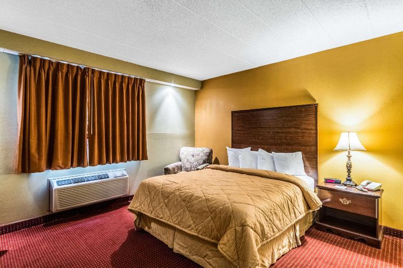 Home2 Suites by Hilton McHenry Deep Creek Lake image