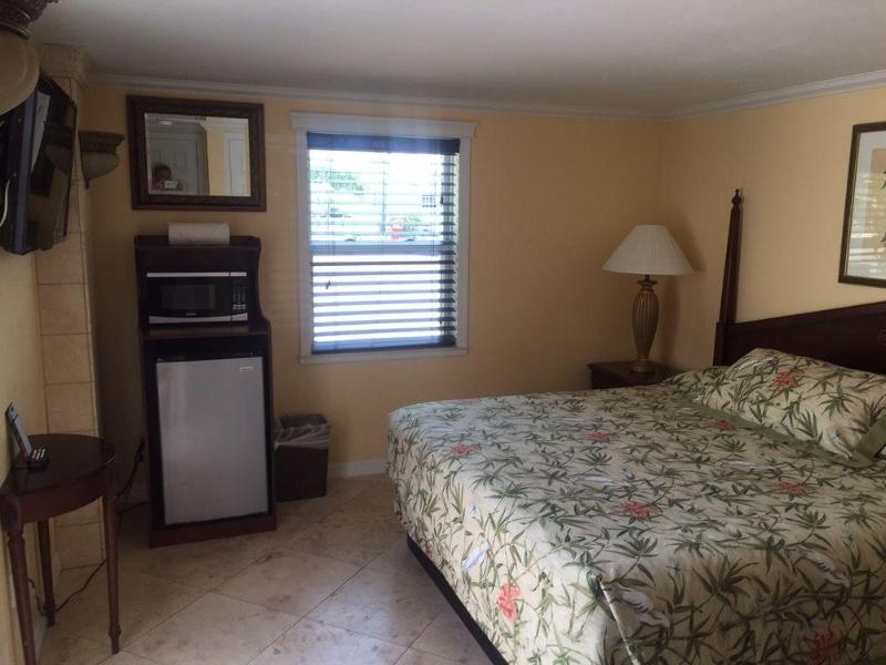 Flamingo Inn