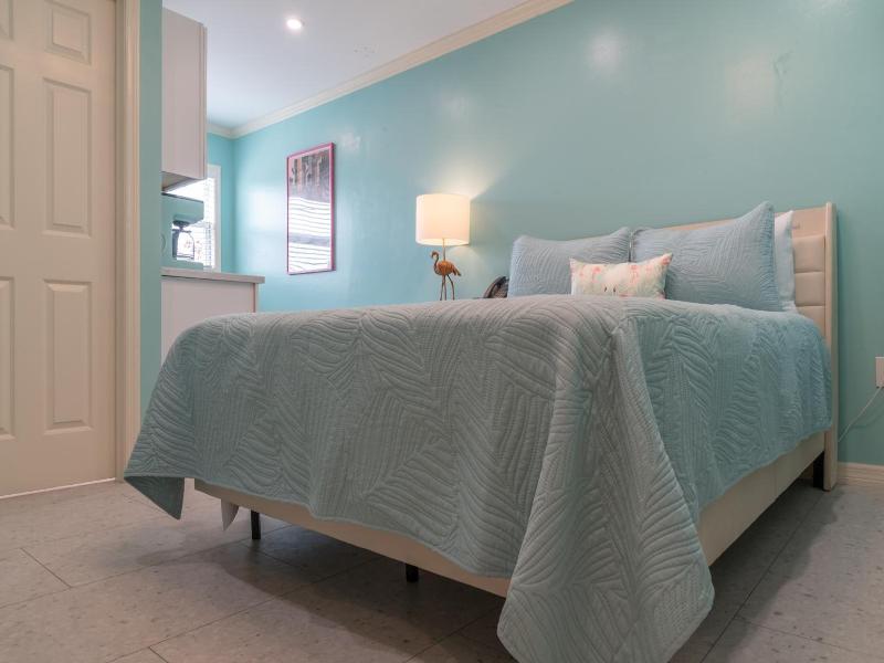 Flamingo Inn image