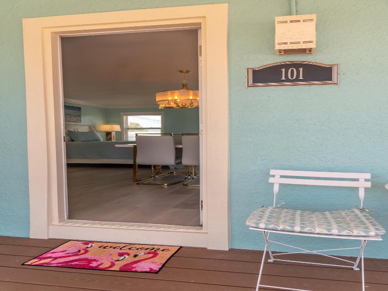 Flamingo Inn image