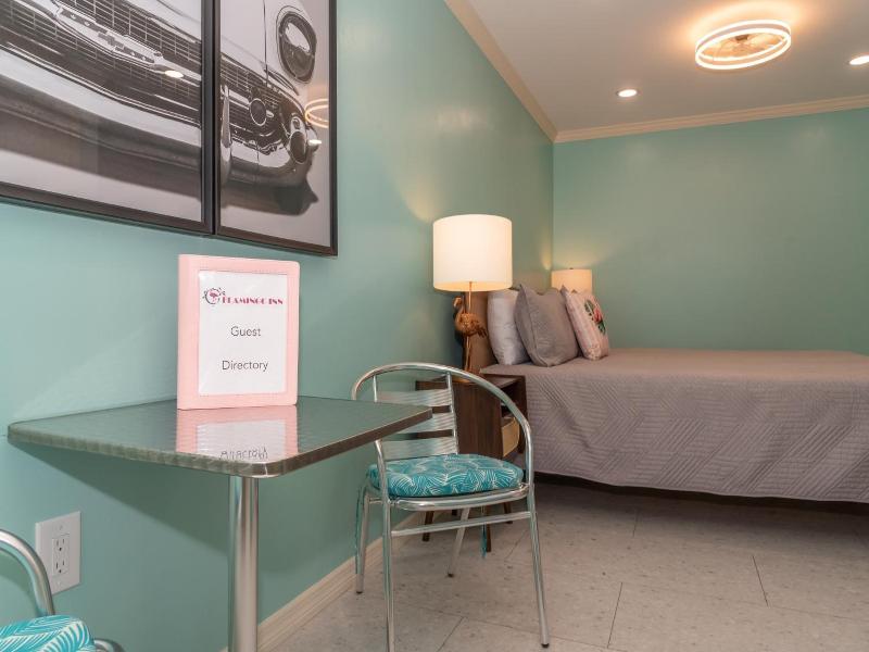 Flamingo Inn image