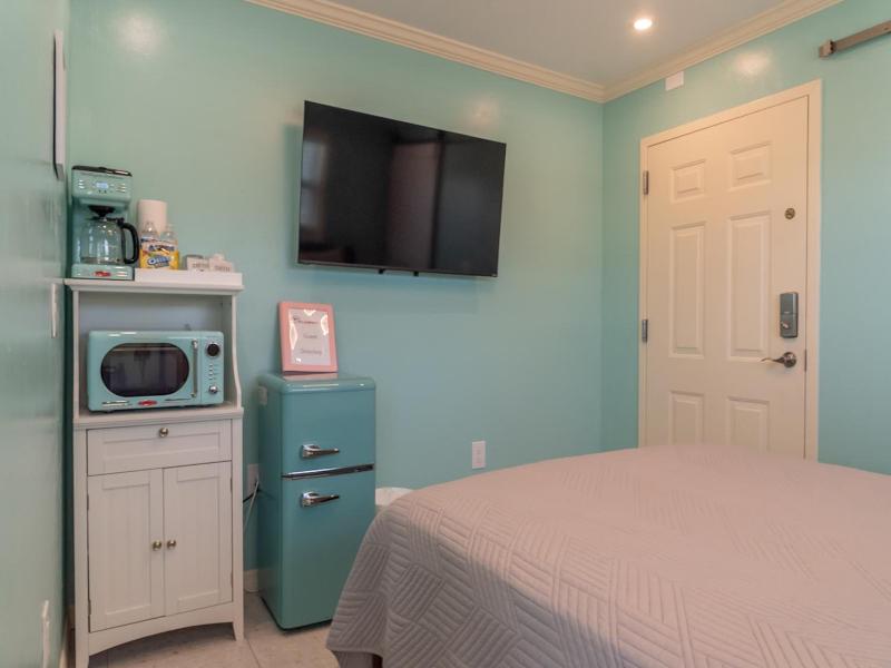 Flamingo Inn image