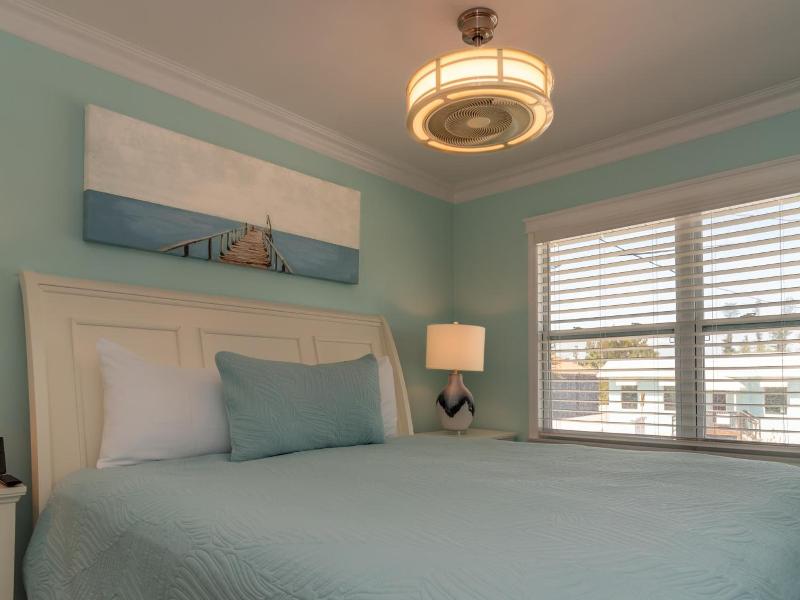 Flamingo Inn image
