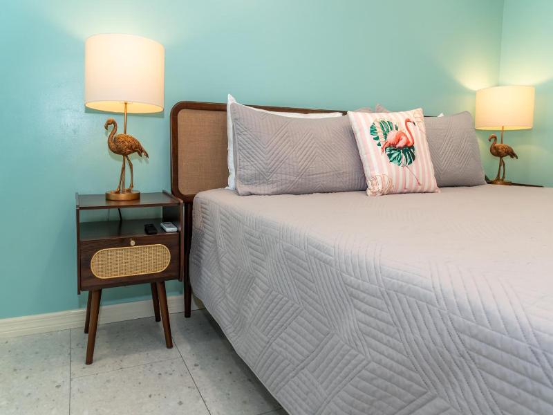 Flamingo Inn image