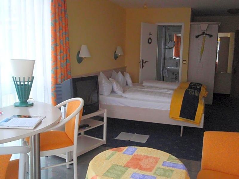 Seehotel Off image