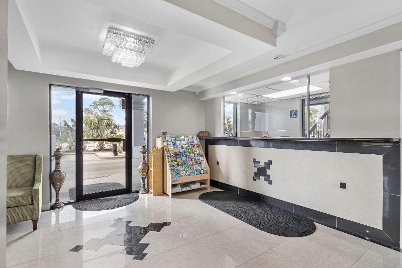 Regency Inn Hotel Fort Walton image