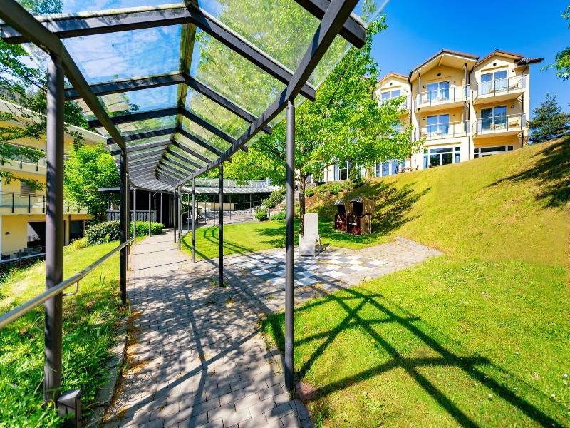 Villa Marburg im Park image