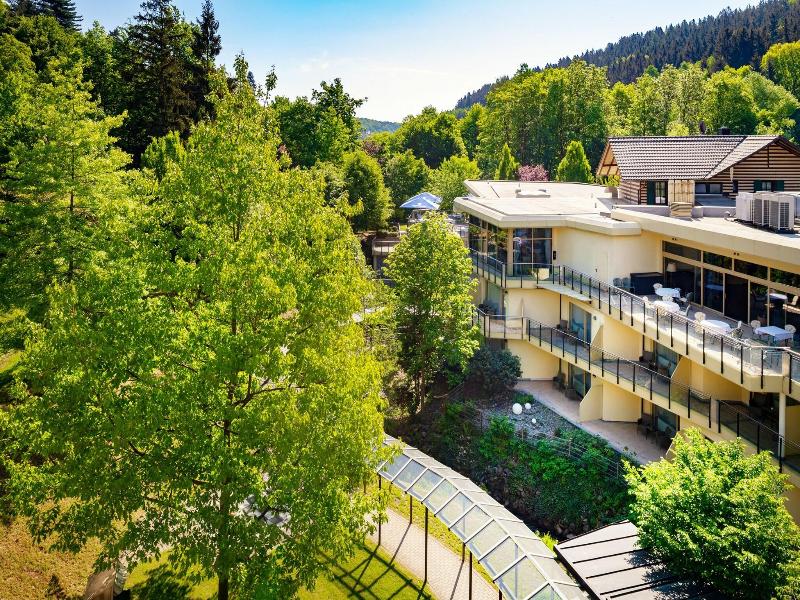 Villa Marburg im Park image