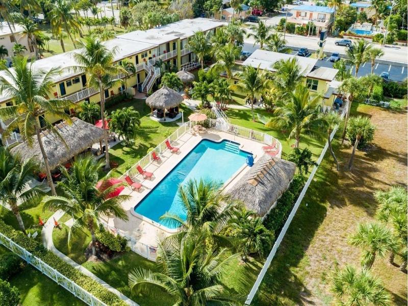 Oceans Beach Resort & Suites image