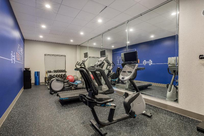 Holiday Inn Express & Suites Perry By IHG image