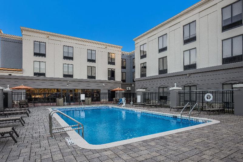 Holiday Inn Express & Suites Perry By IHG image