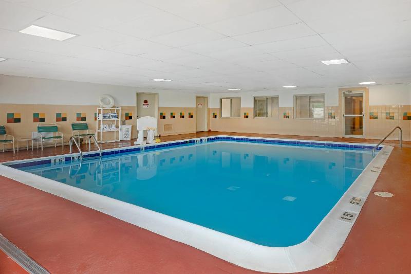 Quality Inn & Suites Wellington - Fort Collins image