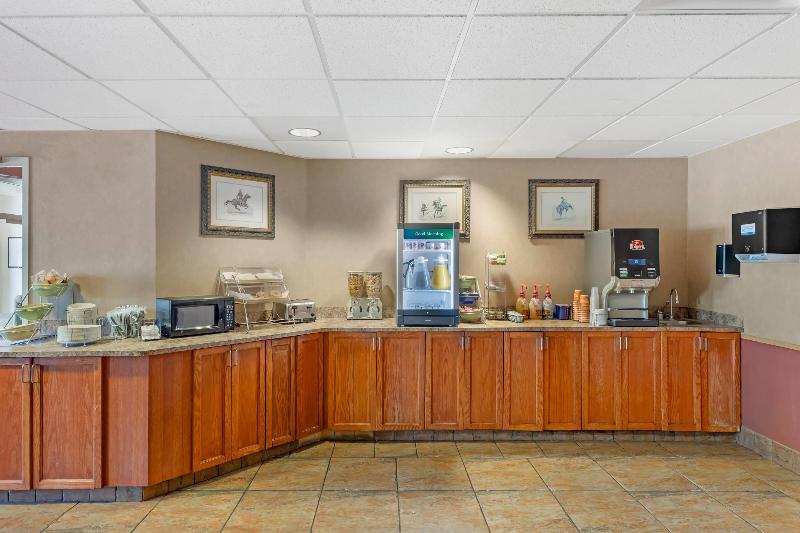 Quality Inn & Suites Wellington - Fort Collins image