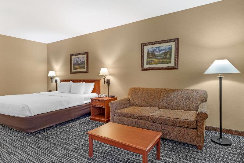 Quality Inn & Suites Wellington - Fort Collins image